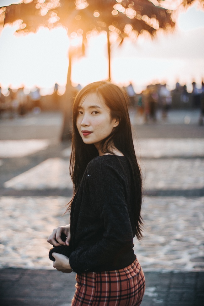 香烟与手铐